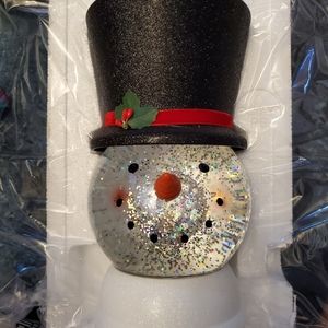 BBW Snowman Hat Water Globe Pedestal